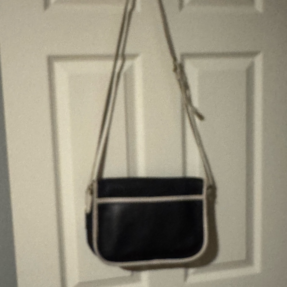 Rare Vintage Navy Blue and Parchment Leather Crossbody Coach Spectator City 9667 - Picture 5 of 13